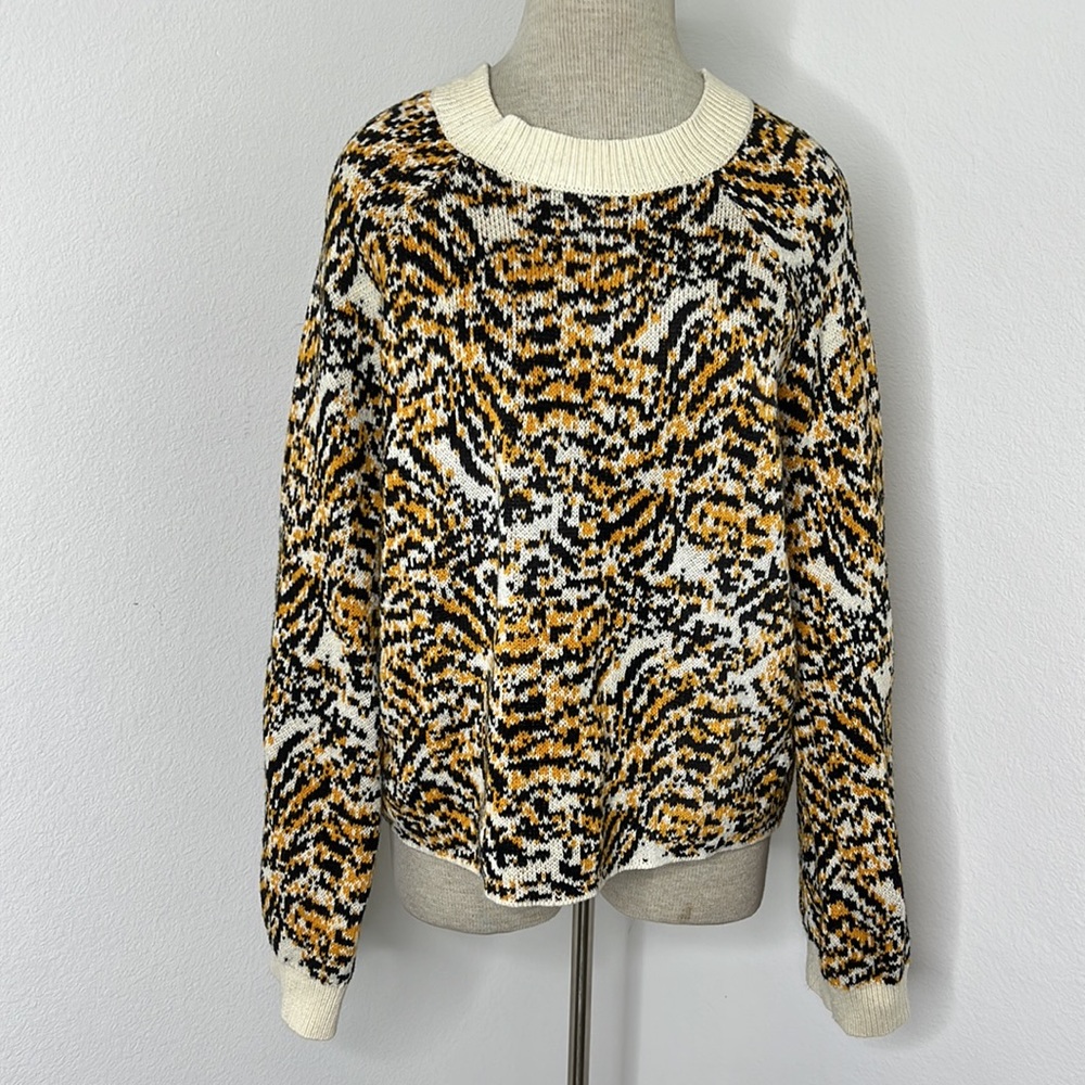 🔹 Rachel Comey x Target Animal Print Crewneck Sweater